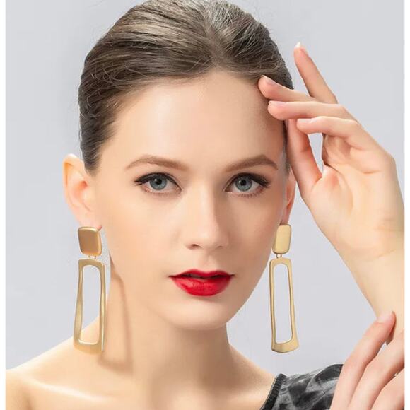 Clip on 4" Xlarge matte gold long square dangle earrings - Picture 1 of 4